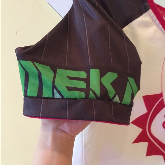 **SOLD**D.Va Crop Top OverWatch - Picture 3 of 9